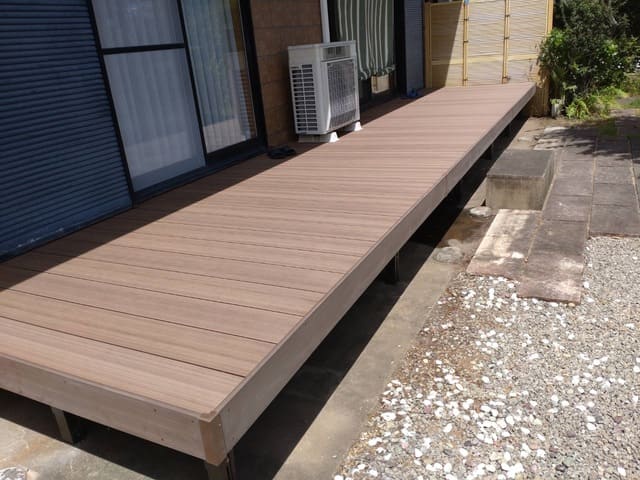 東宮花の森デッキ工事2